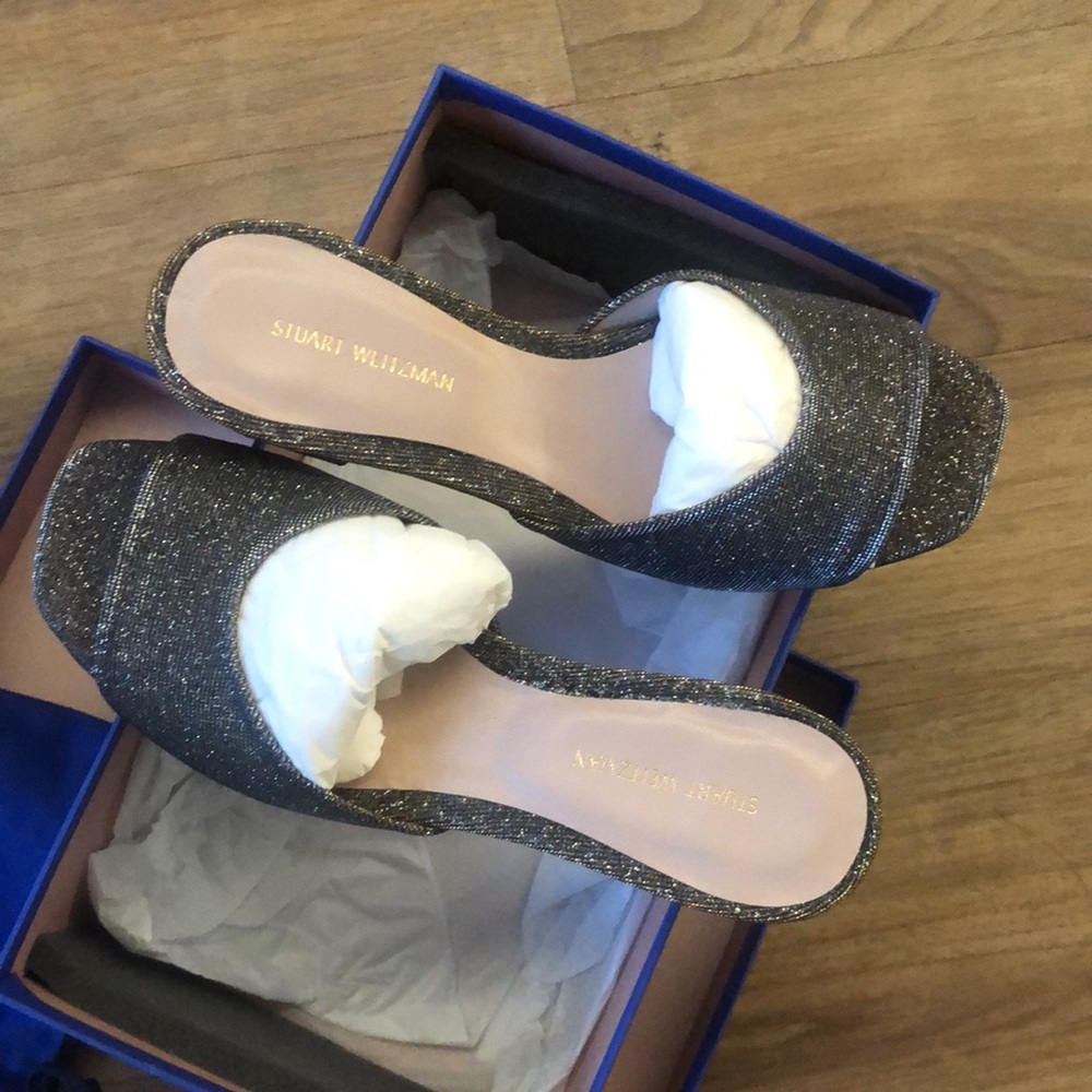 Stuart Weizmann Shimmer Wedge Almost New With Ori… - image 2